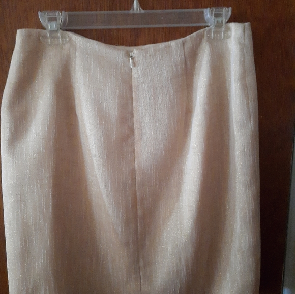 Kay Unger, Medium, Creamy Gold - Picture 2 of 4